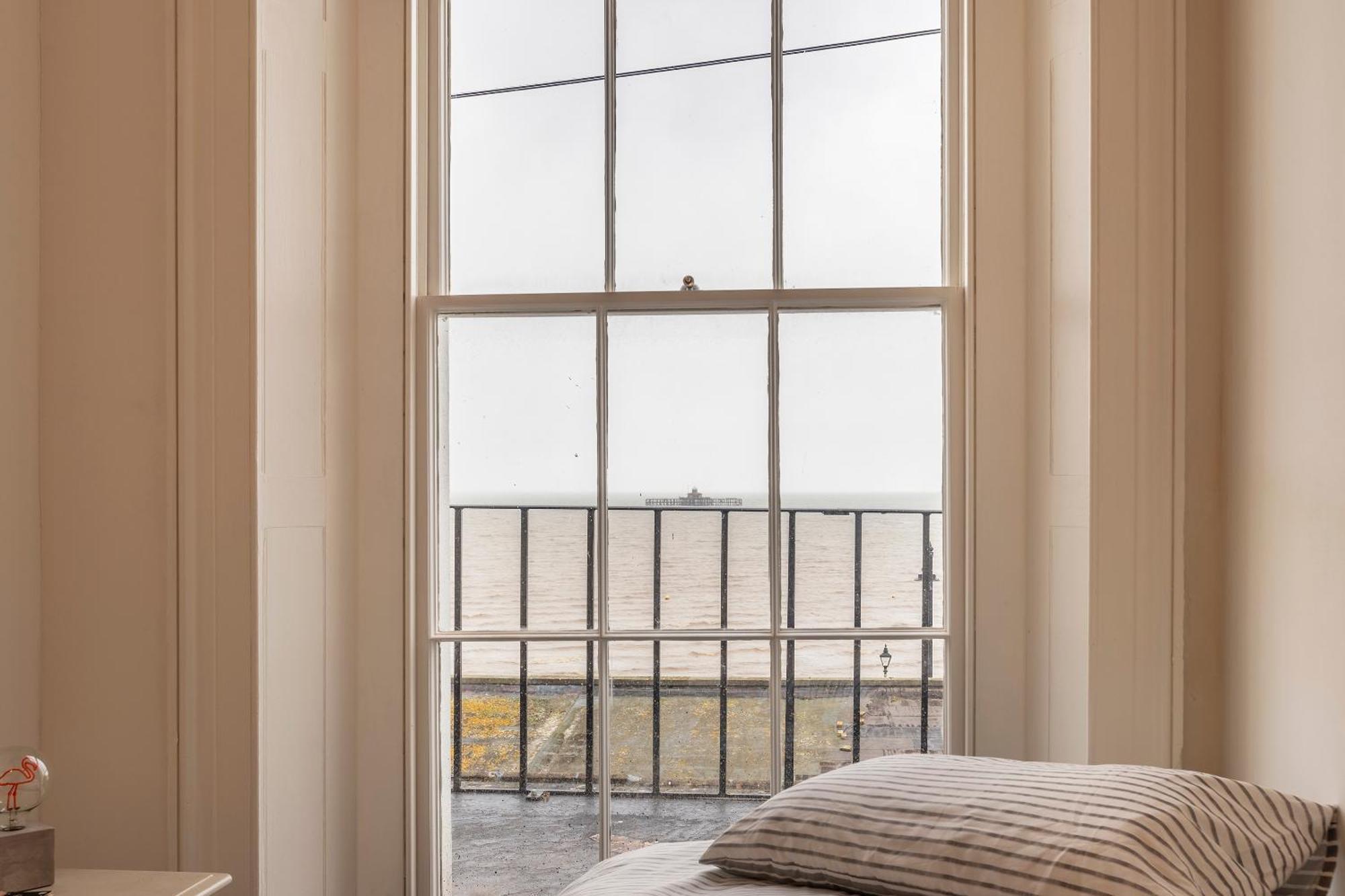 Seaside Serenity: Stylish Sea View Apartments In Herne Bay Ngoại thất bức ảnh